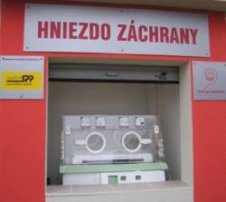 hniezdo zachrany