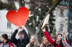 studenti strajkovali pre uradom vlad