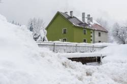 sneh odrezal oravske obce od sveta