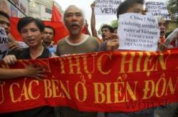 vietnam protestuje proti cine