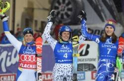 slovenky ovladli podium vo flachau