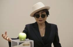 yoko ono