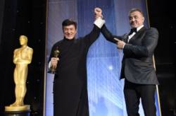 jackie chan dostal cestneho oscara