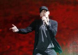 eminem_dying_wish 4e2296ffe90d44329ec0186114dfef0c 676x477