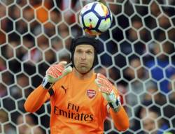 britain_soccer_cech_24063 e93ad438c9364bce8ba68cfb3294441b 676x521