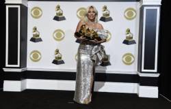 61st_annual_grammy_awards_ _press_room_63762 52c903cfab0a465482ae6ab1ec082c96 676x434