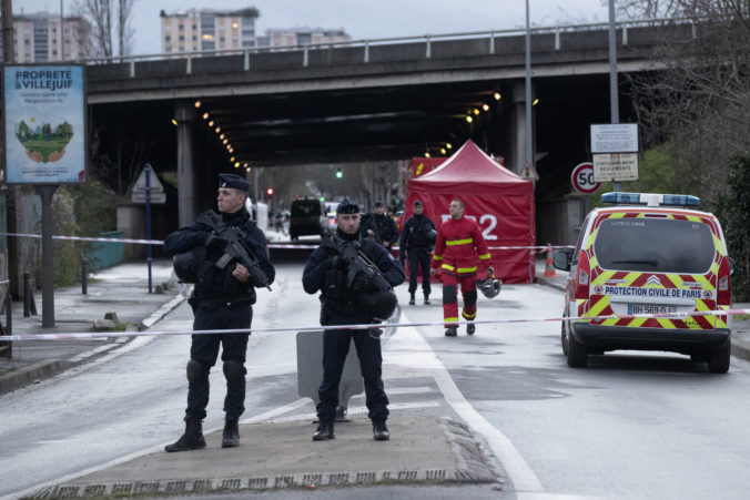 france_knife_attack_85410 bf59df7ff63643b1b90e11c7f6ac4811 676x451