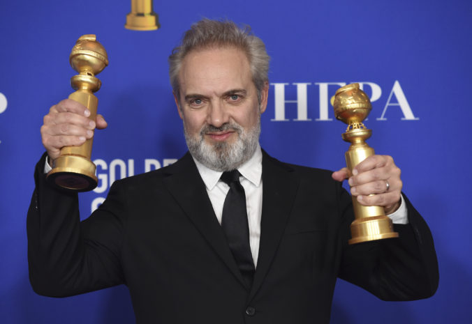 77th_annual_golden_globe_awards_ _press_room_92906 400d680765ab4f3388039ecb6200332b 676x465