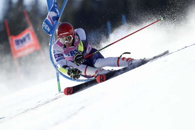 switzerland_alpine_skiing_world_cup_29063 5e705508960c4dc382b65c6ce9862ad8 676x451