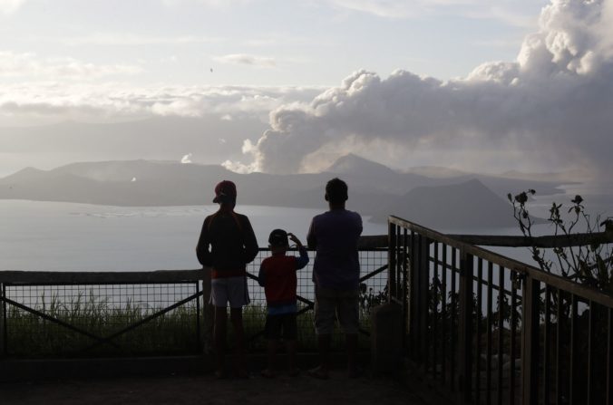 philippines_volcano_80065 e60d753e9f9b4da8807dd391a4ec6cf6 676x447