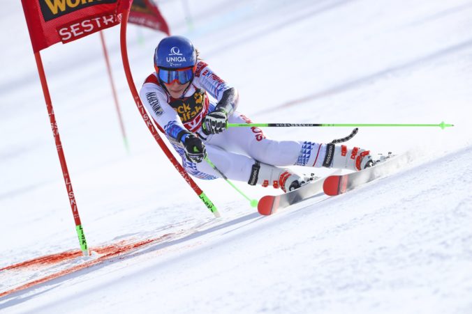 petra vlhova sestriere paralelny obrovsky slalom 676x451