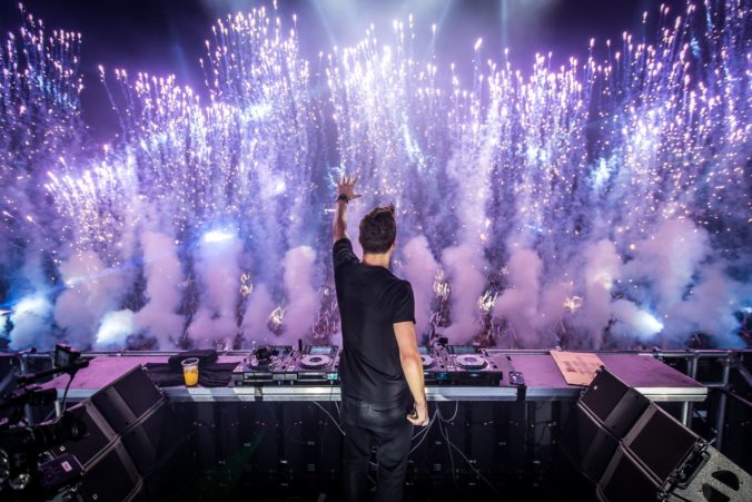 martin garrix 676x451