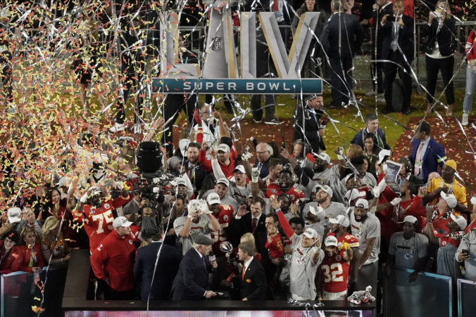 49ers_chiefs_super_bowl_football_20391 fe7032f7eba44e85b24417843c816375 676x451