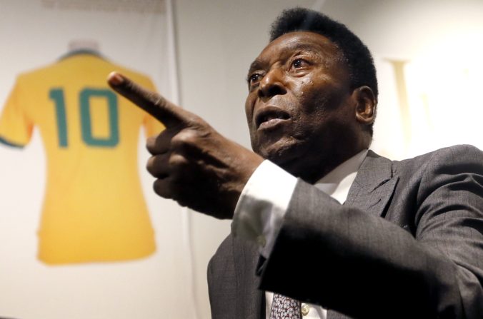 brazilska futbalova legenda pele 676x447