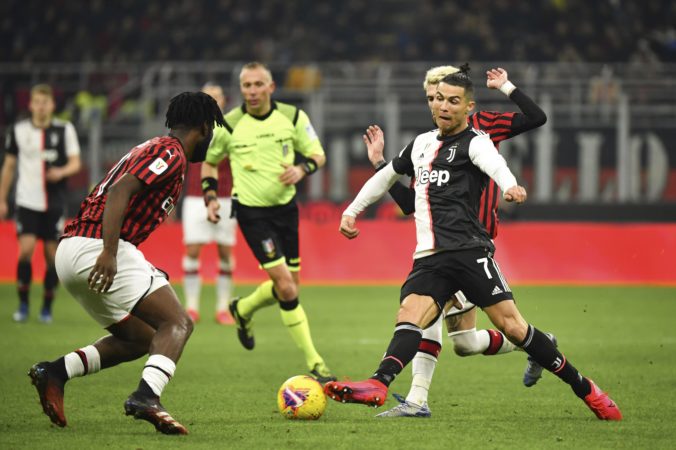 cristiano ronaldo ac milano juventus coppa italia 676x450