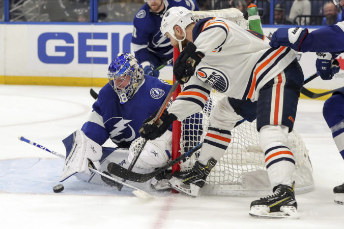 oilers_lightning_hockey_21619 f55ee19a1a3d4019bc73537d168426fe 676x451