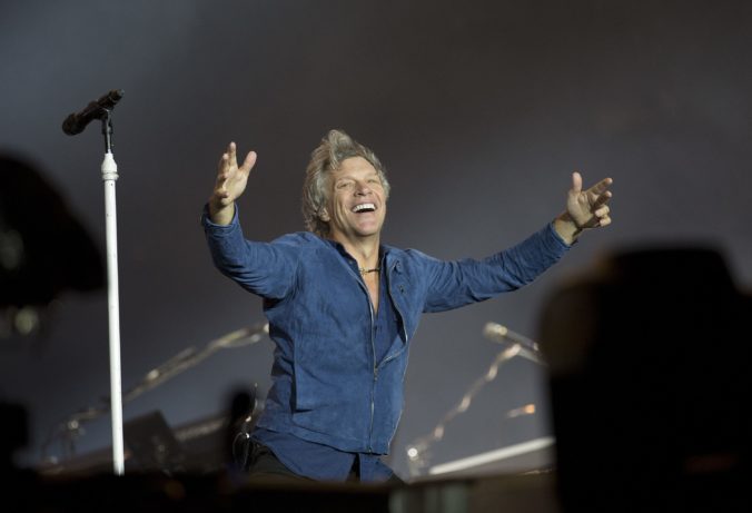 jon bon jovi 676x461