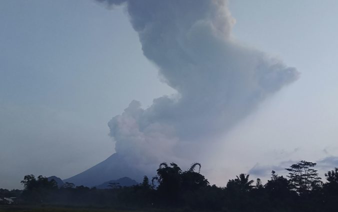 sopka merapi 676x424