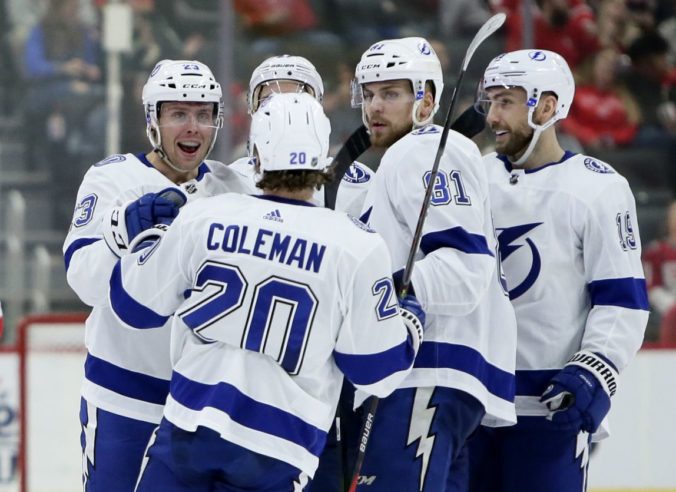 lightning_red_wings_hockey_08757 759f5c9238d948f7a4ac3addf685aab5 676x492