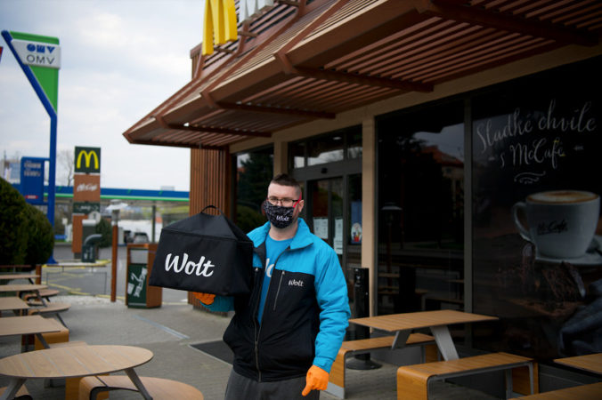 zdroj foto mcdonalds_mcdelivery ba_4 676x450