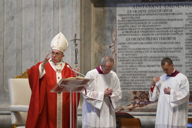 vatican_pope_palm_sunday_mass_86118 fcf3f1a3567a457eb88727ca84290c30 676x451