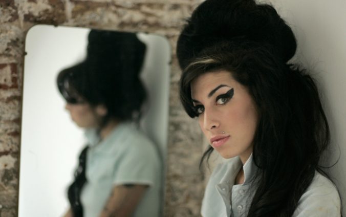 britain_amy_winehouse 52f2eef99012467c90463941aec6479b 676x424