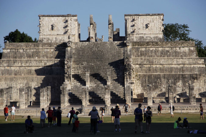 mexico_mayan_calendar_2012 09c19b8cc5e04759a36d6d0a8810f784 676x449