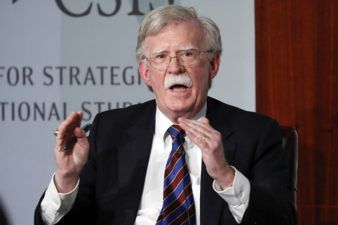 trump_bolton_28199 e9e1e79de4564181a6a46046103ca289 1 676x451