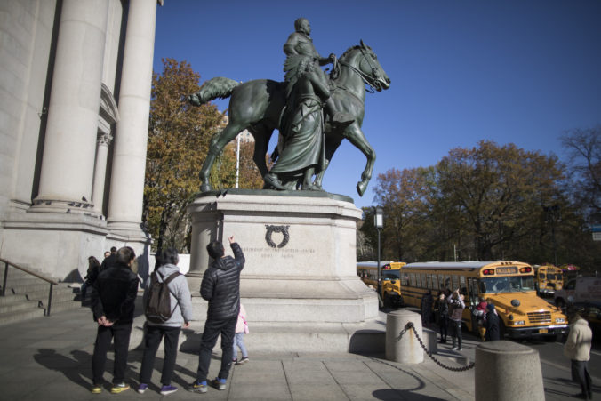 museum_roosevelt_statue_48387 52bc39e8faf54cf1924f3b797195dc76 676x451