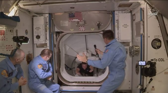 iss spacex 676x375