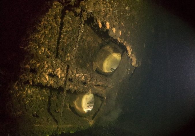 ponorka 676x473