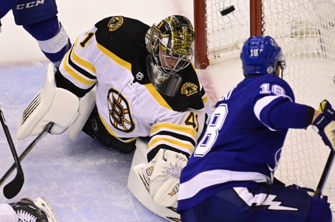 lightning_bruins_hockey_98886 4e884f2171ae445399b4b9e0d1a8aa7a min 676x449