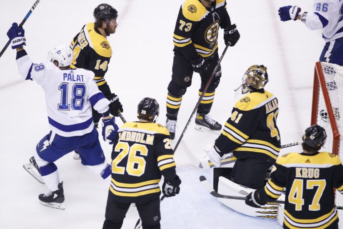 lightning_bruins_hockey_88520 470bc56b6db84a82a94a1b17d33ca0cc min 676x451