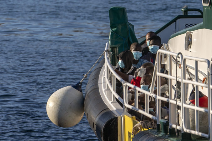 spain_europe_migrants_cross_atlantic_51546 a61c291c91024a759f08eb7a24ccca11 676x451