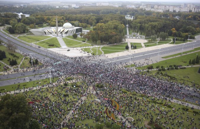 belarus_protests_77365 ef3aa865b13748989113743e3f3fc7bb 676x436