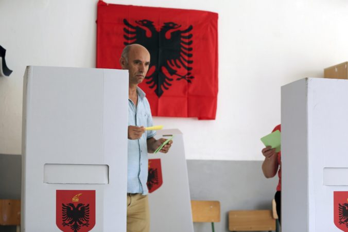 albania_elections_82818 869be36c023f4b7787cd60f906b9876e 676x451
