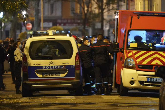 france_priest_shot_48848 fc40907331824b5eb2786d0bef28076d 676x451