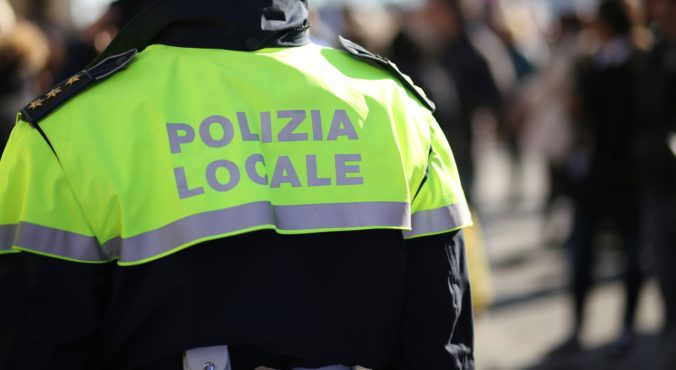 policia taliansko 676x370