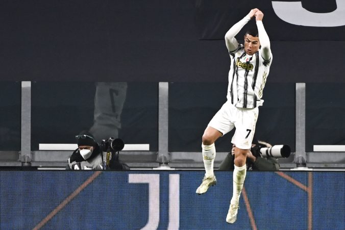 cristiano ronaldo juventus turin serie a 676x451