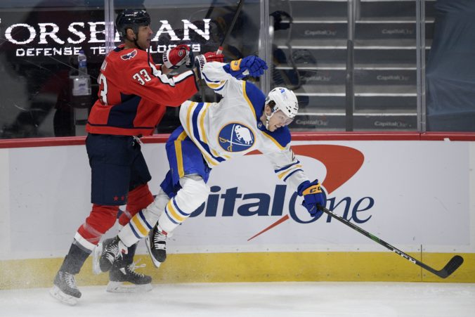 zdeno chara sam reinhart washington capitals buffalo sabres nhl 676x451