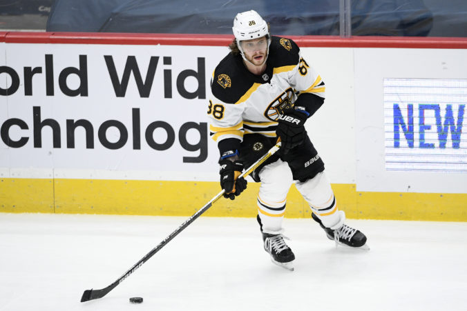 bruins_capitals_hockey_39482 d150f4c2d3fe4f5e81c18ab5f7261aa6 676x451