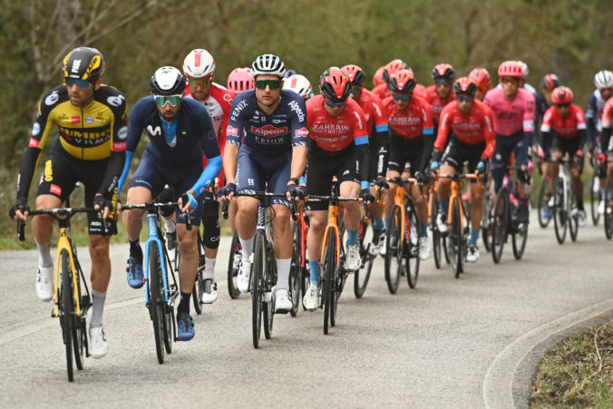 italy_cycling_tirreno_adriatico_76395 689e9add4ee54195a8159c7398cd7b75 676x451