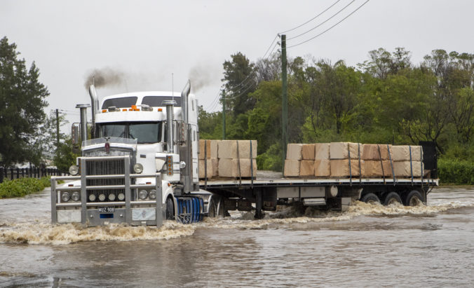 australia_floods_17188 99a39a7ecba749809920661820f631d6 676x411