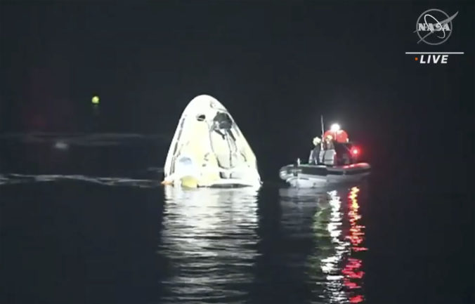 spacex_astronauts_return_99282 42e9e991c022474db03f238ef70c44a9 676x433