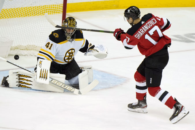 bruins_devils_hockey_15978 33c25c464cc94671866f781a3b8cdbc3 676x451