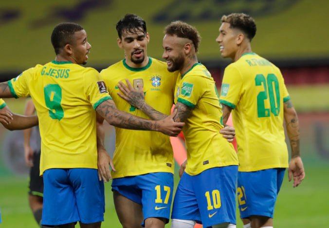 brazil_ecuador_wcup_soccer_01191 3d316fef62804de4a83d6752190c57d8 676x468