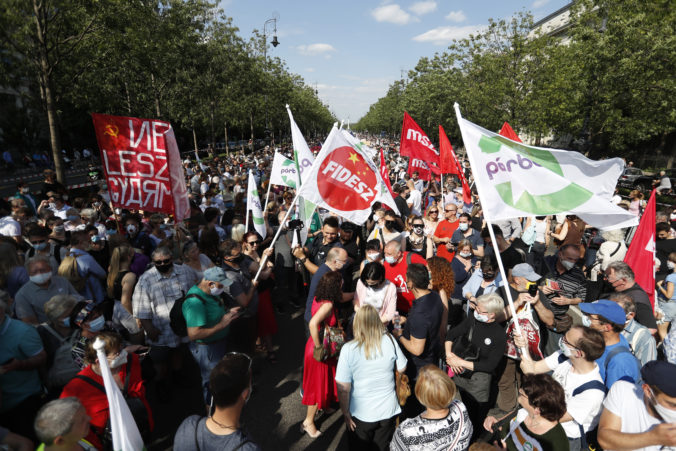 hungary_protest_15388 abfffcf39d964135b5dd319fc6ccee96 676x451