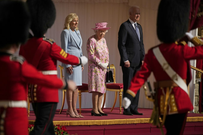 britain_biden_queen_28400 d9ebf78510a24574b76847d8d2f20273 676x451