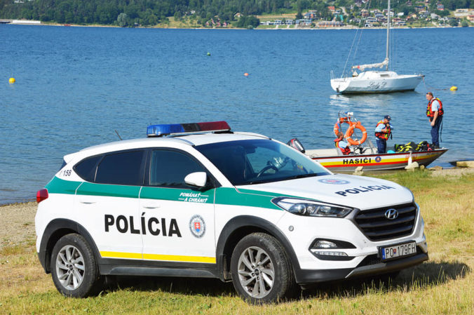 policia 1 676x449