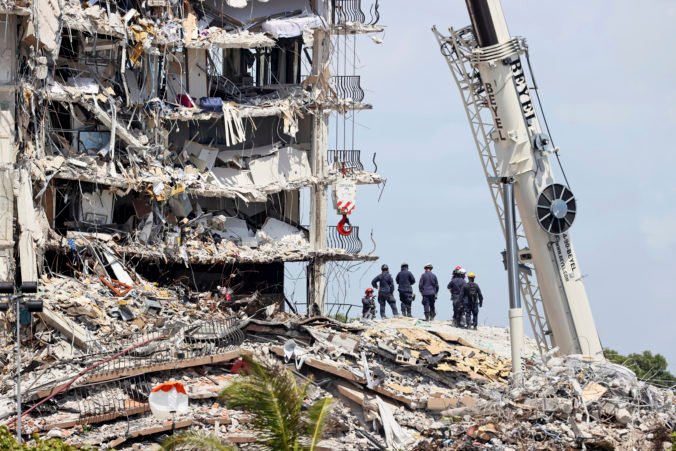 building_collapse_miami_58413 0e32b2dc0f6142fdb330c5e8a128dac7 676x451